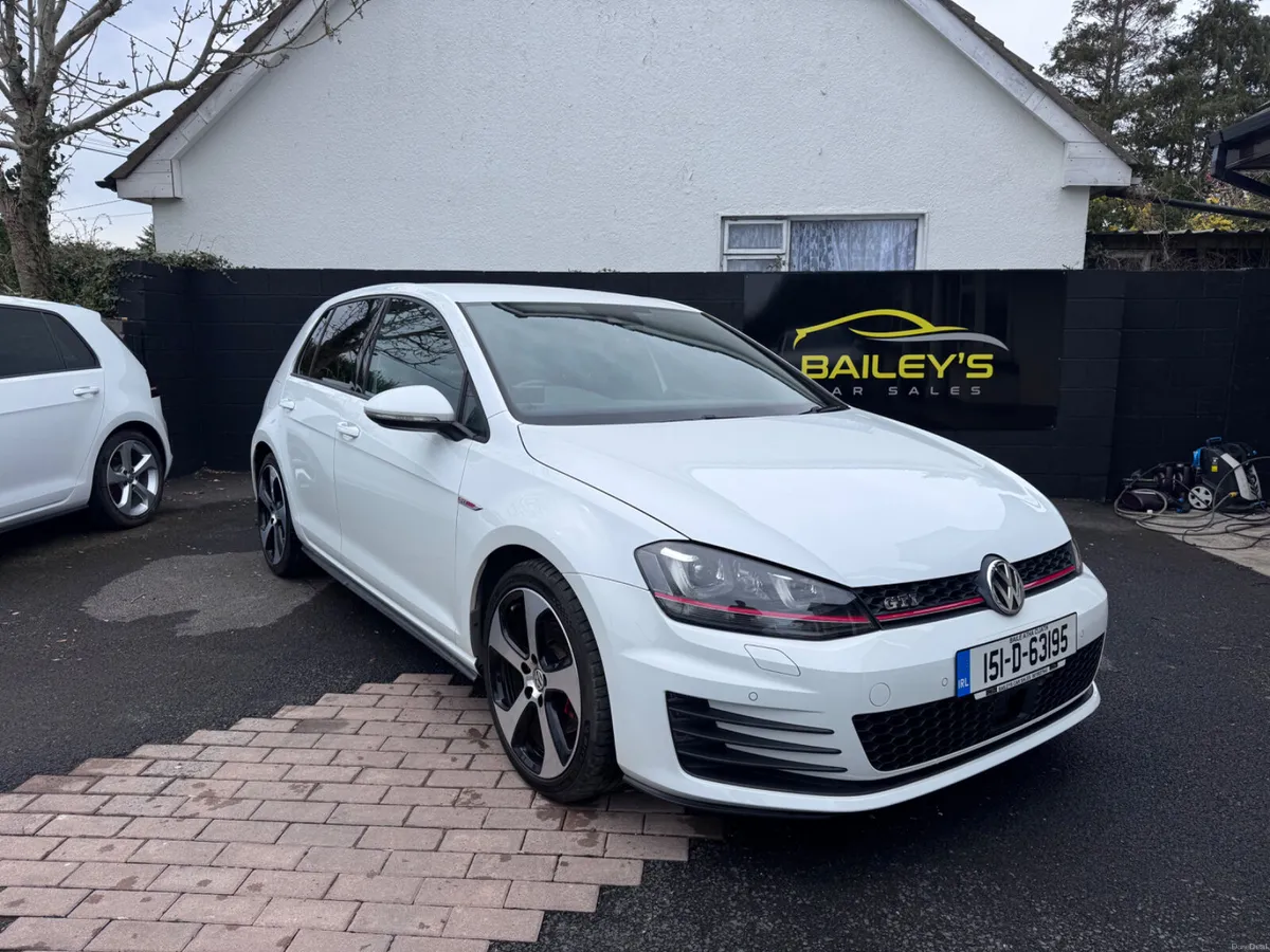2015 Volkswagen Golf gti auto - Image 2