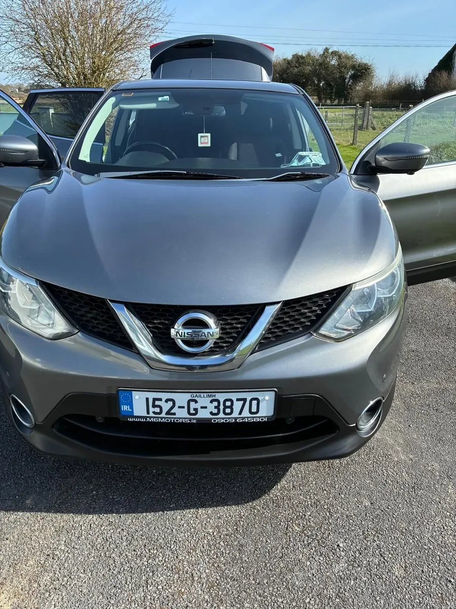Nissan Qashqai 2015 - Image 1