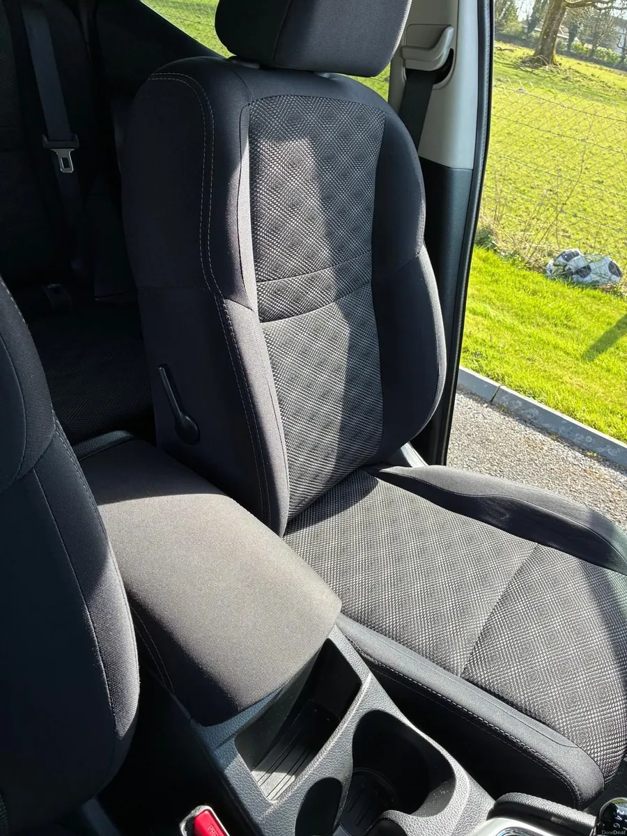 Nissan Qashqai 2015 - Image 4