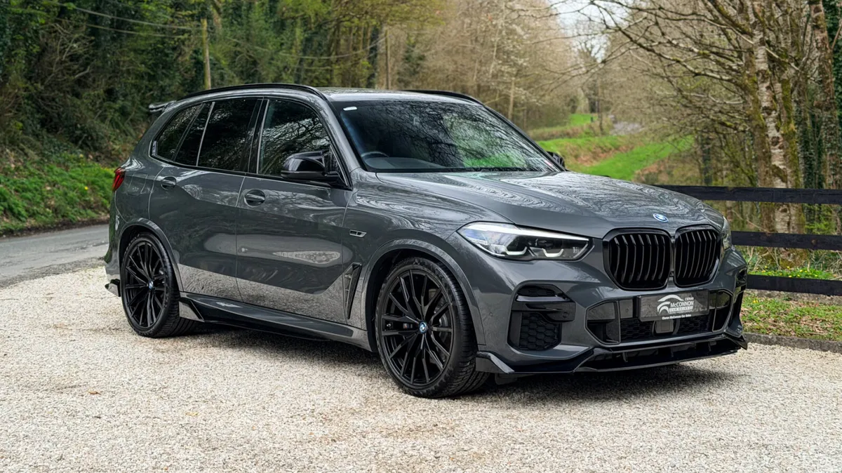 2022 (221) BMW X5 45E MSPORT PRO *DRAVIT GREY* - Image 1