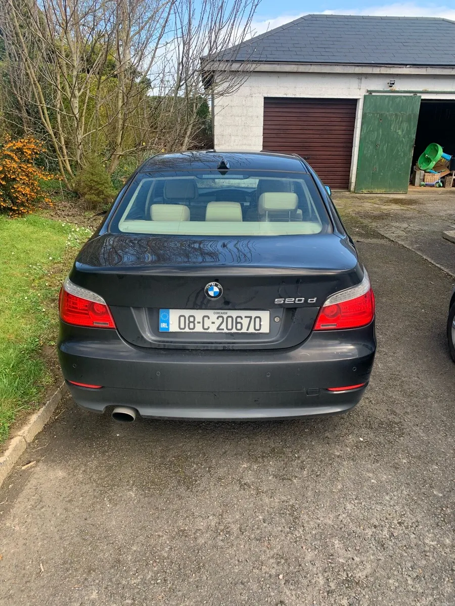 Black BMW 250 - Image 2