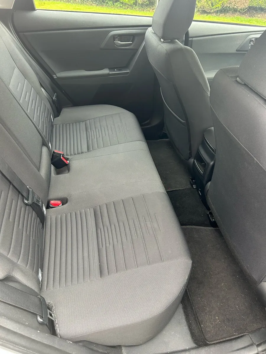 Toyota Auris Luna 171 - Image 3