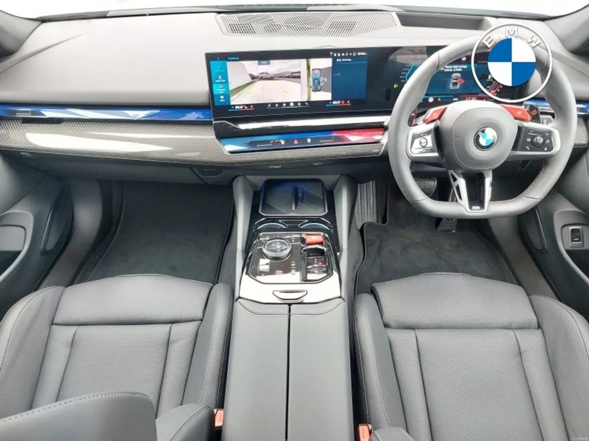BMW M5 Touring - Image 4
