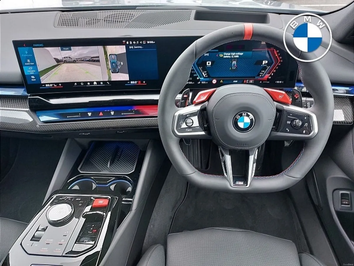 BMW M5 Touring - Image 5