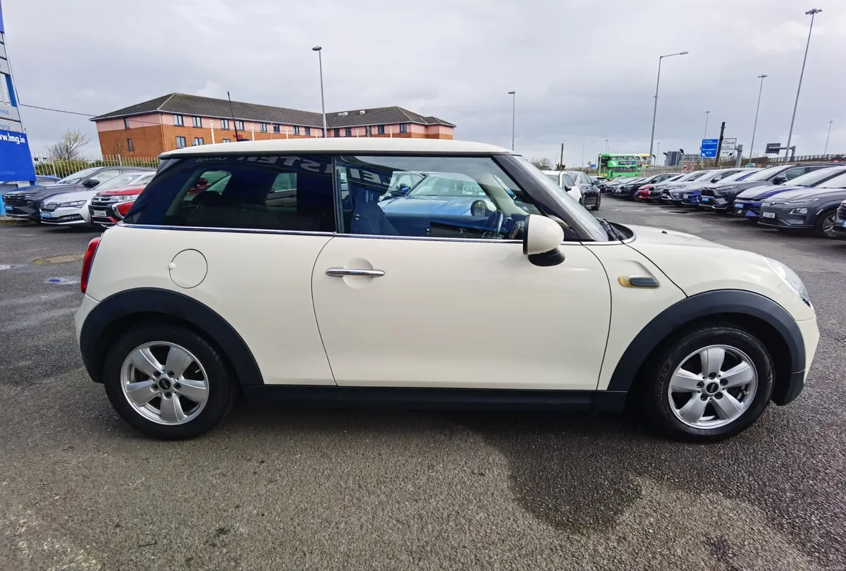 MINI ONE 1.2 PETROL - Image 4