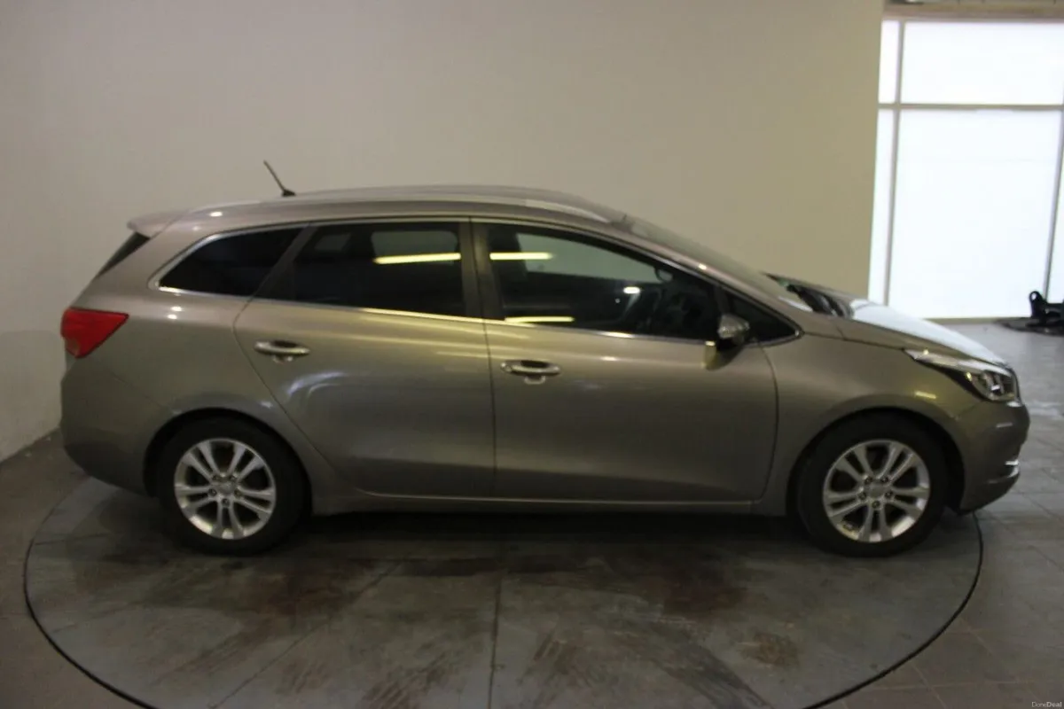 Kia Ceed 1.6 EX Diesel - TENDER 7 - Image 3