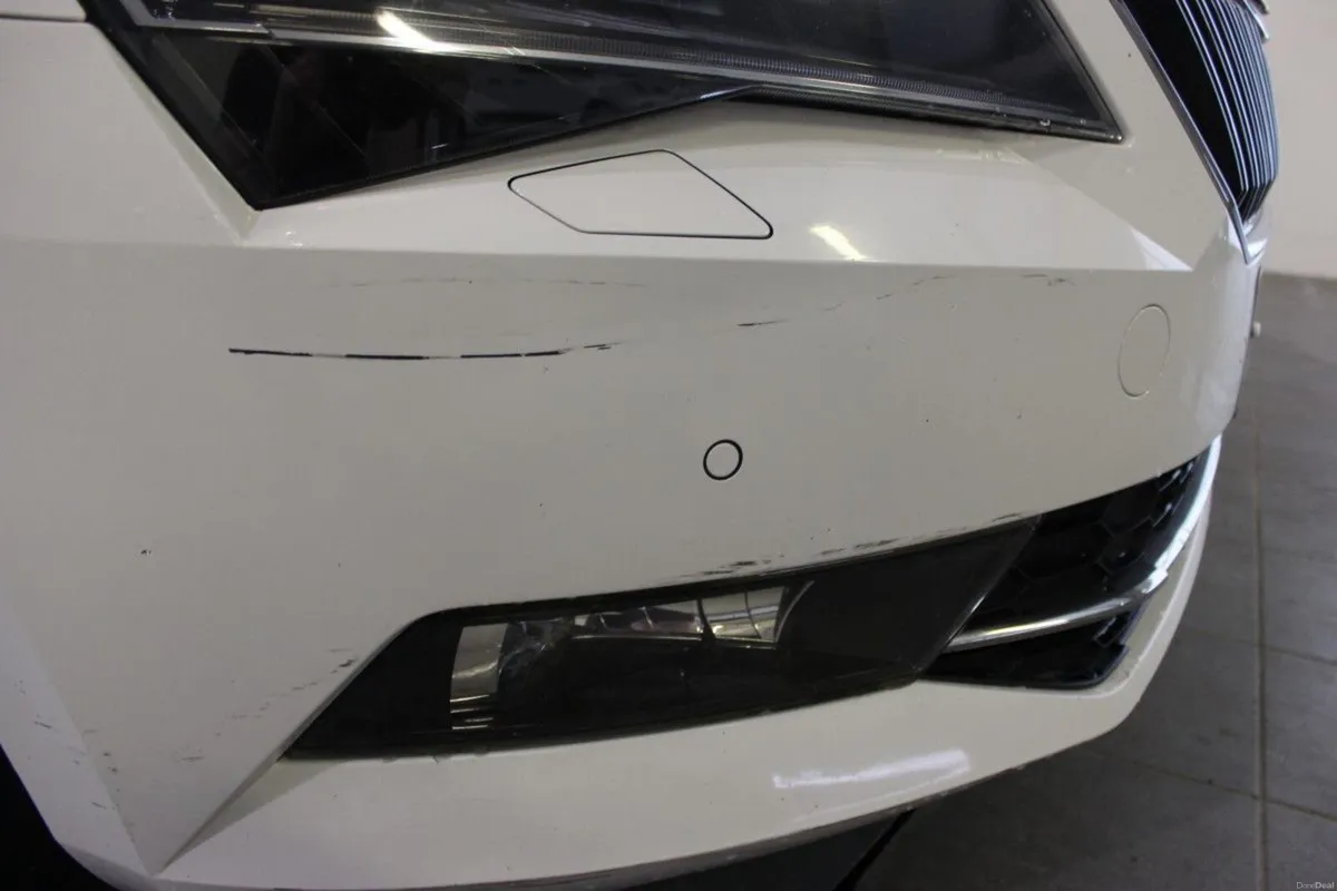 Skoda Superb 2.0 TDI 150bhp Style - TENDER 6 - Image 4