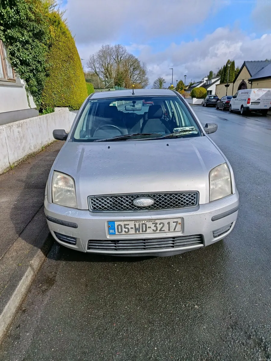 Ford Fusion 2005 - Image 1