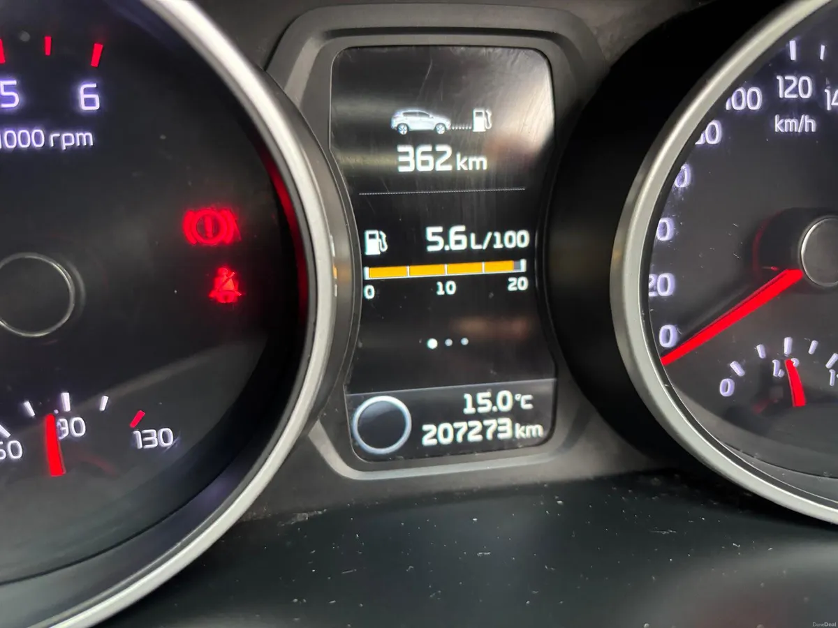 Kia Sportage 2014  DIESEL  WITH LEATHER - Image 4