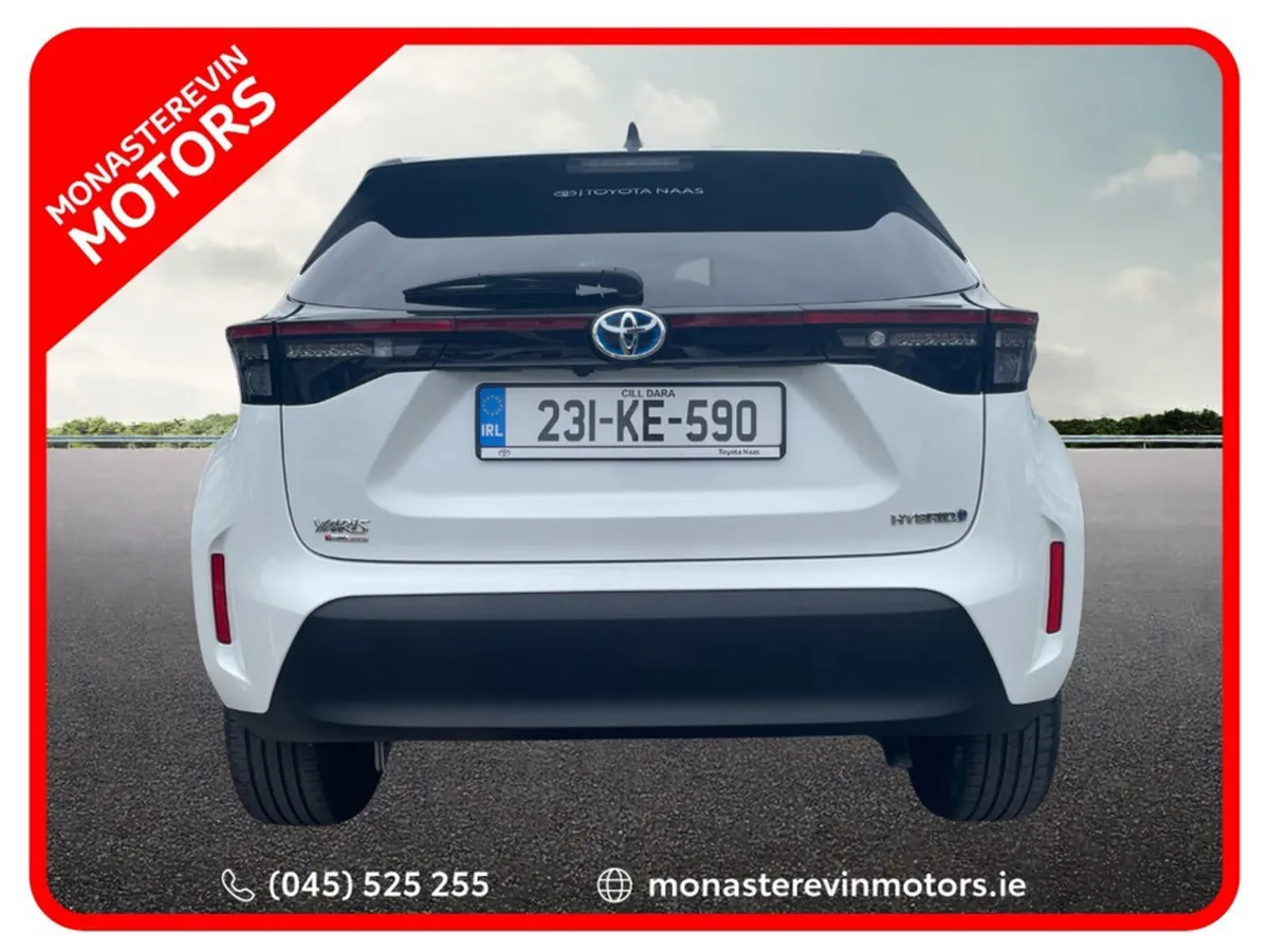 Toyota Yaris Cross CR CROSS LUNA SPORT 4DR AUTO - Image 4