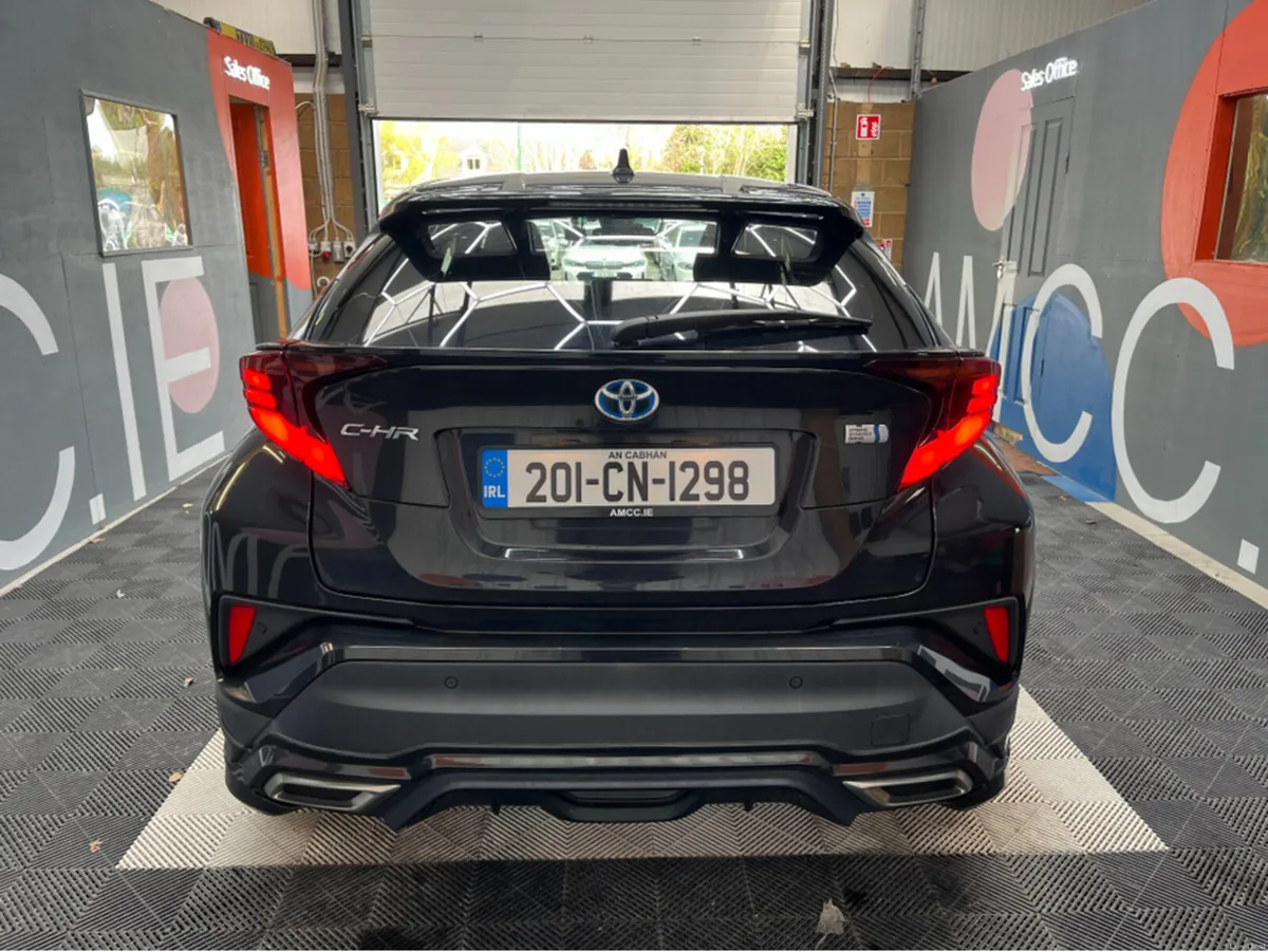 Toyota C-HR €20950 2020 TOYOTA C-HR G 1.8 AUTOMATI - Image 3