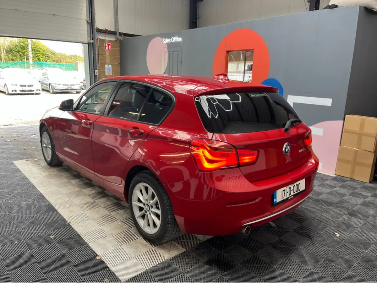 BMW 1-Series 2017 BMW 118D STYLE 2.0 AUTOMATIC / C - Image 4