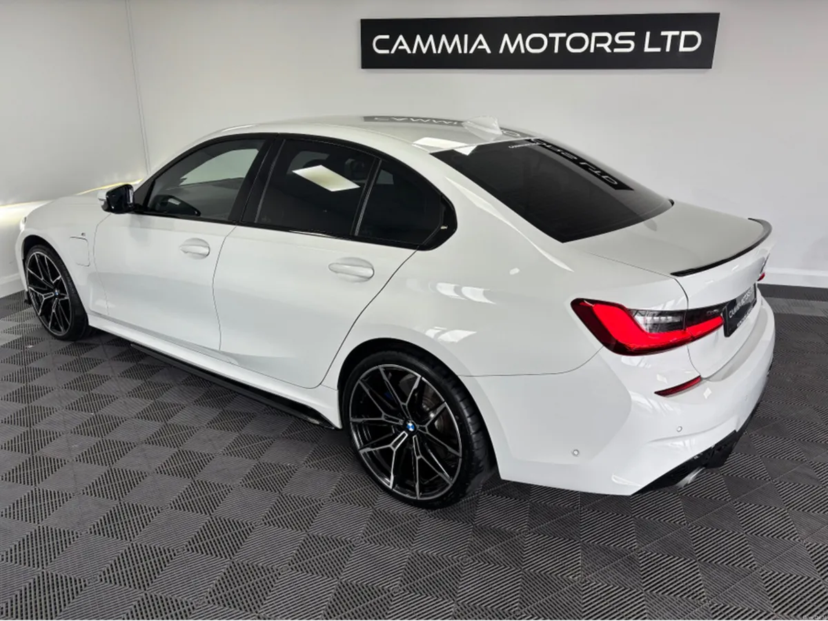 BMW 3-Series BMW 330E M SPORT AUTO*ELECTRIC HEATED - Image 3