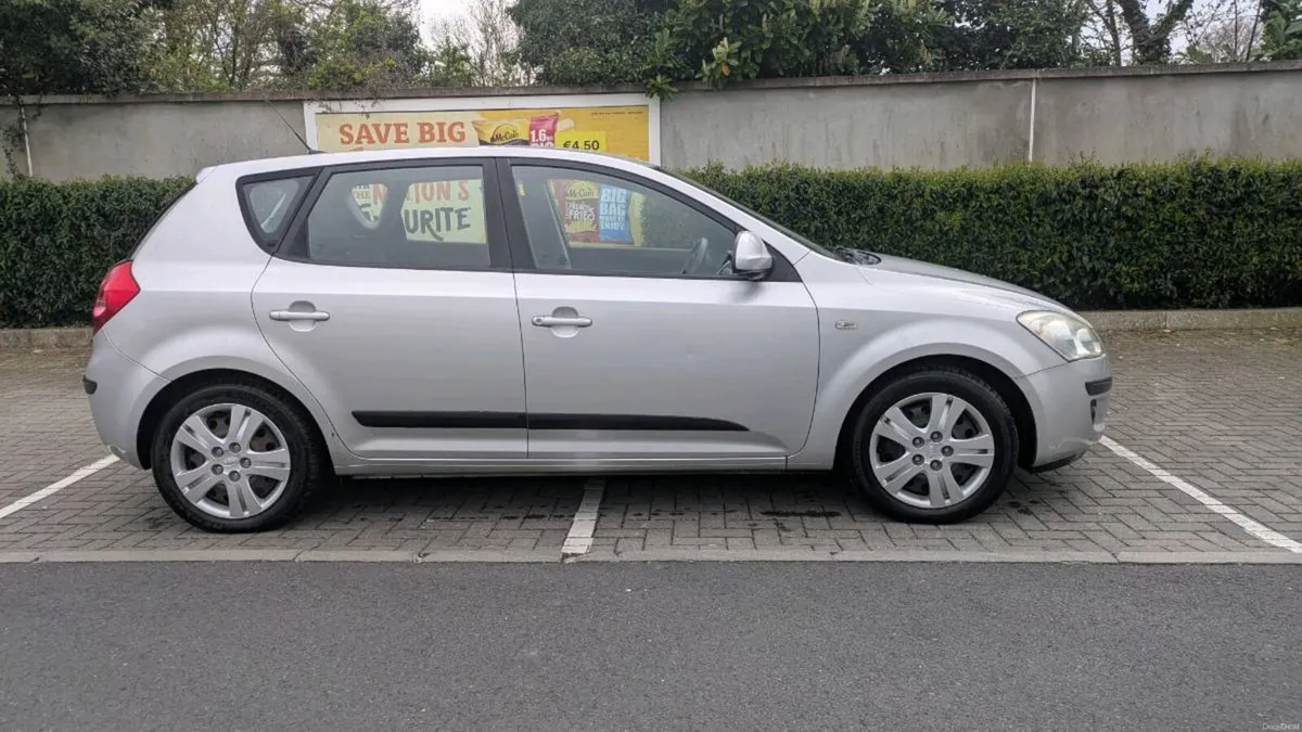 Kia Ceed 1.4  LOW MILEAGE, FRESH NCT - Image 4