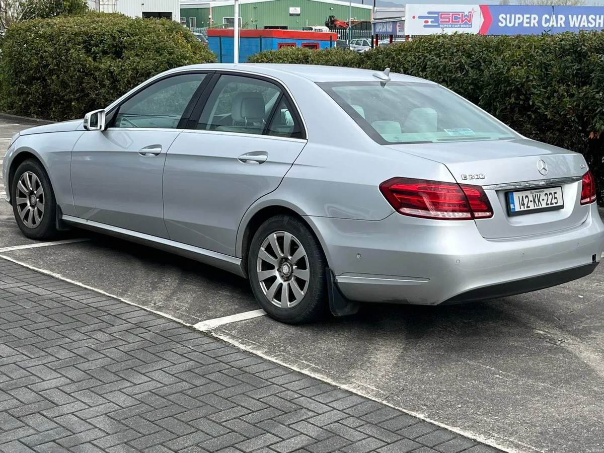 2014 E Class, Manual, NCT 5/27, CLEAN - Image 3