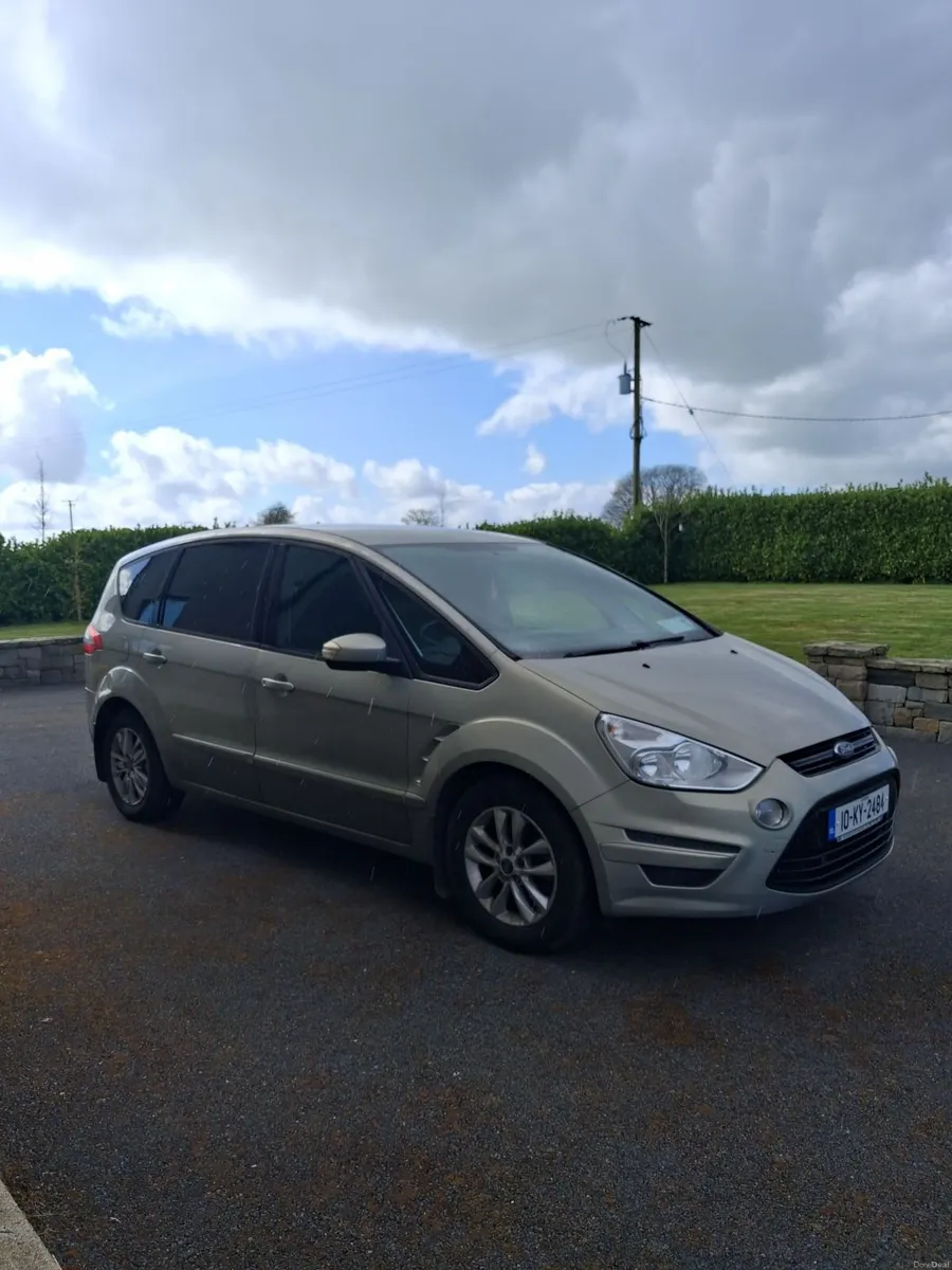 Ford S-Max 2010 - Image 1