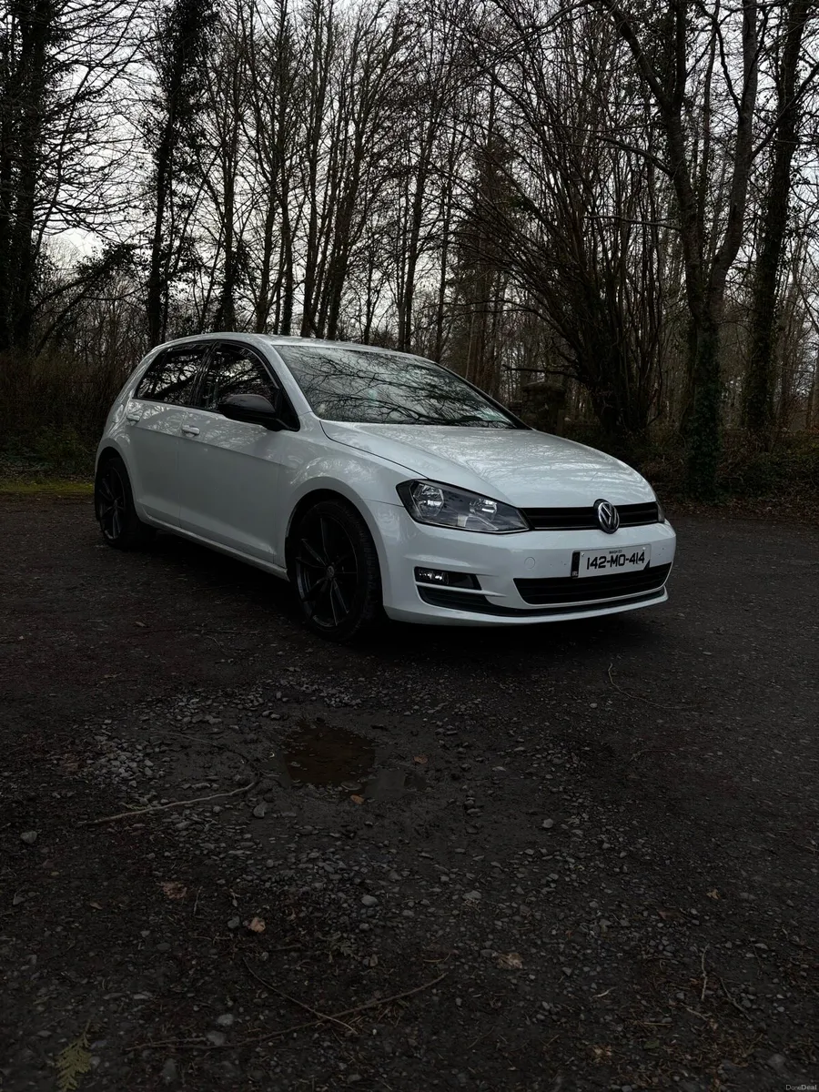 2014 Golf Bluemotion - Image 1