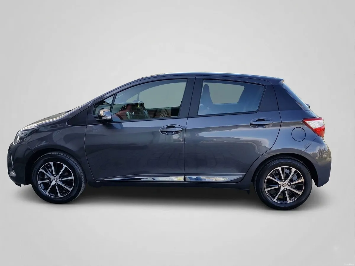 Toyota Yaris 2018 - Image 1