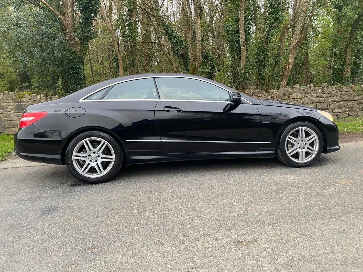 MERCEDES E CLASS COUPÉ AUTO NCT 27 - Image 4
