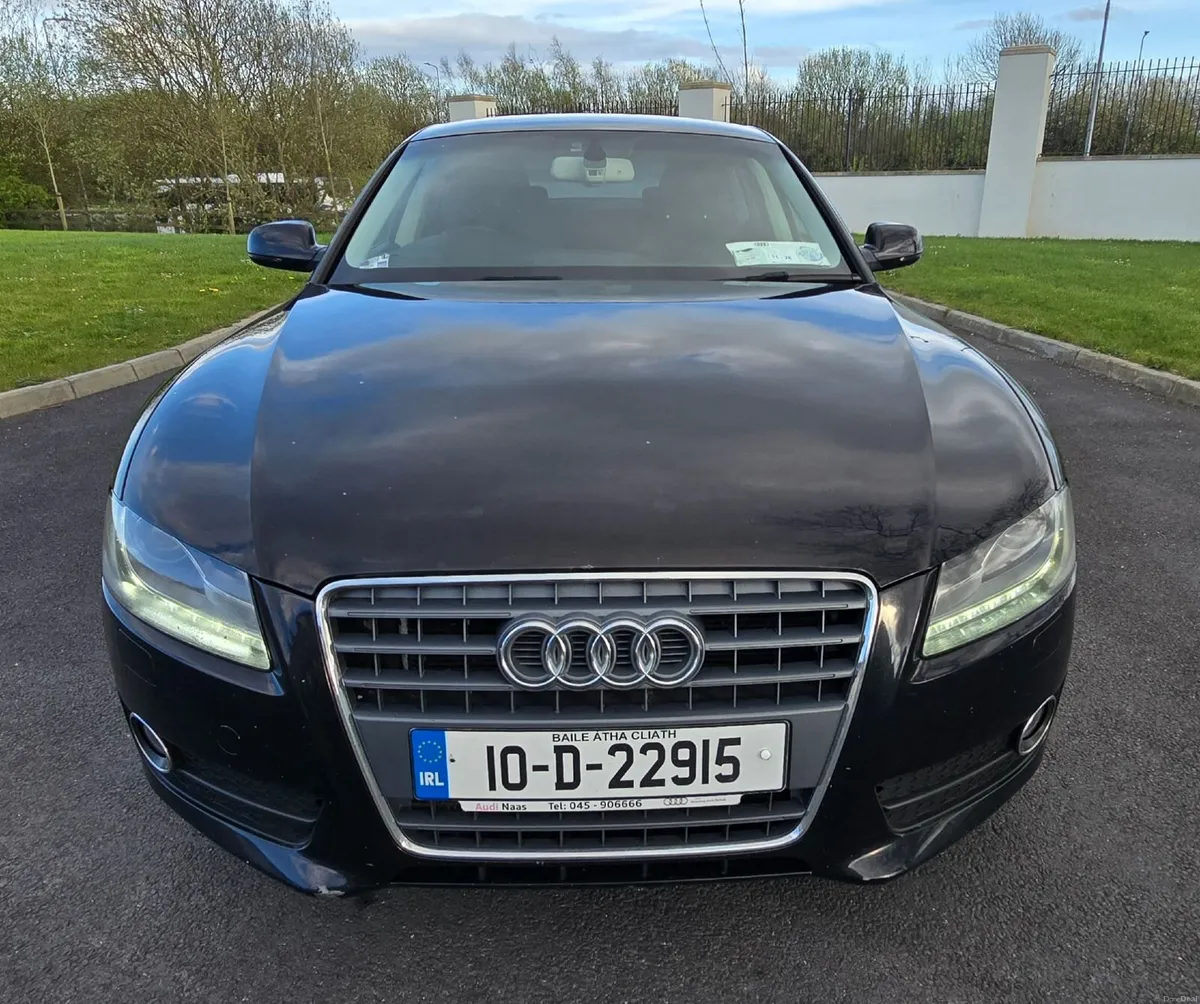 Audi A5 2010 - Image 2