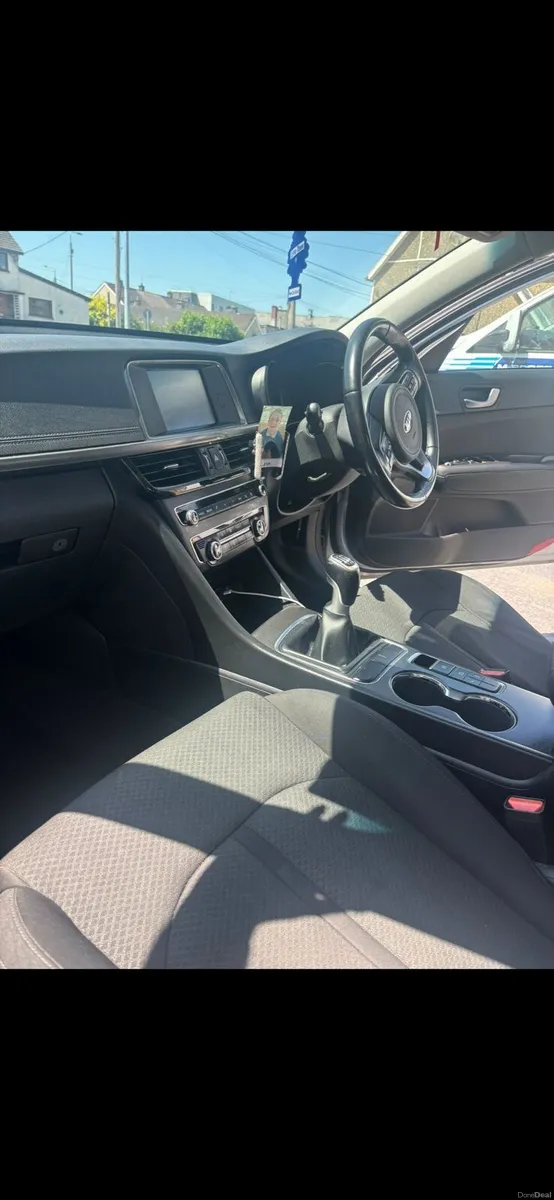 Kia Optima... Great value - Image 4