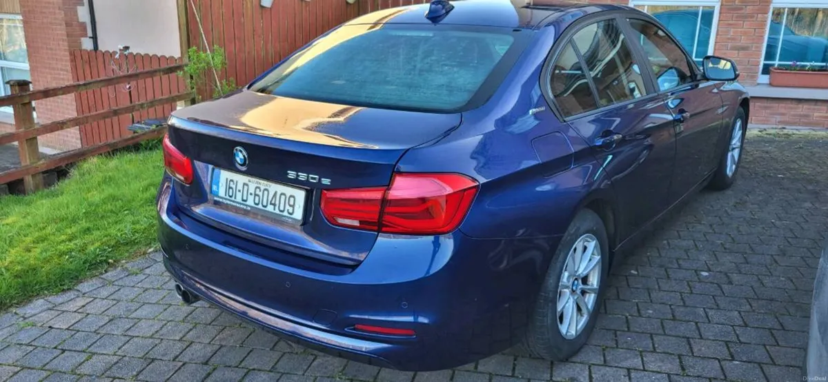 2016 bmw 330e,  plug-in hybrid,151350km - Image 3