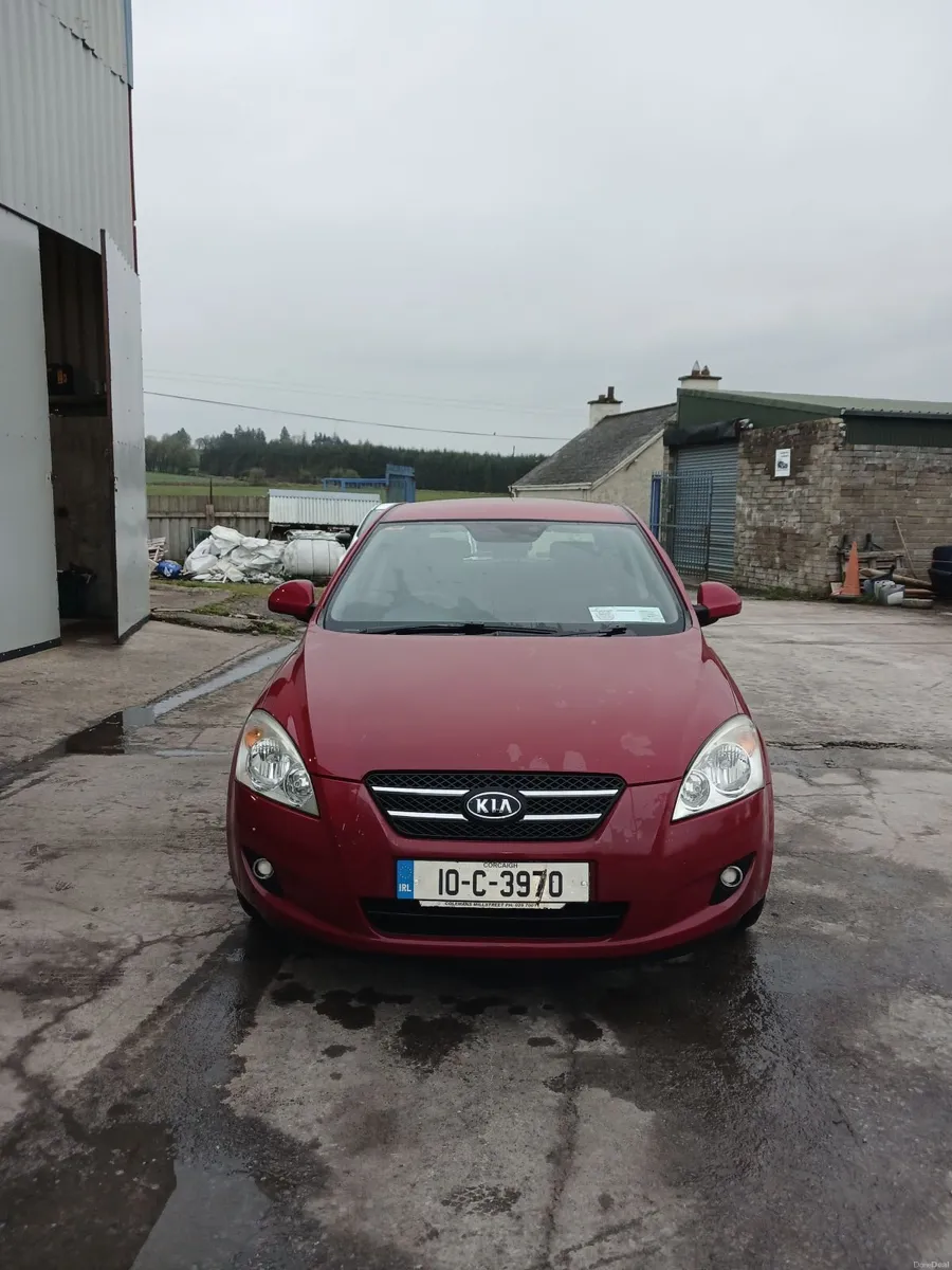 Kia Ceed 2010 - Image 2