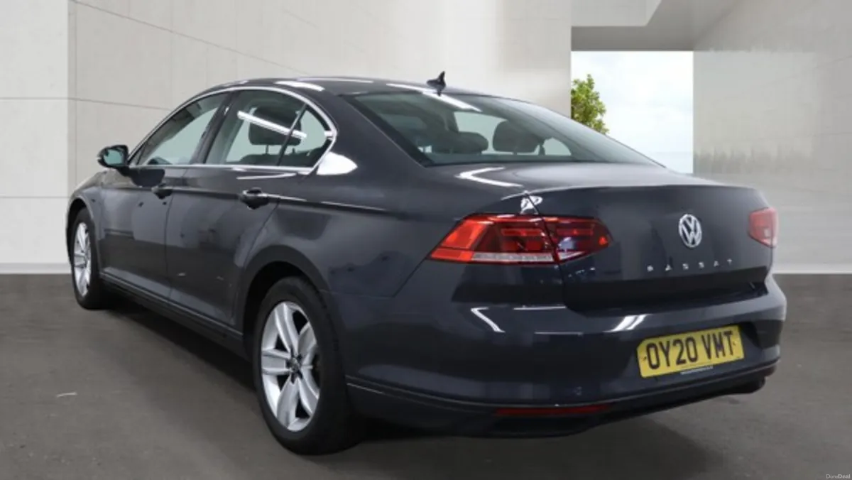 Volkswagen Passat SE BUSINESS - Image 3