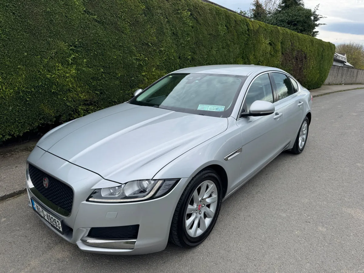 Jaguar XF prestige automatic low mileage - Image 4