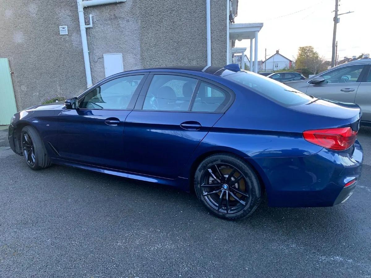 BMW 5-Series 2019 M Sports - Image 3