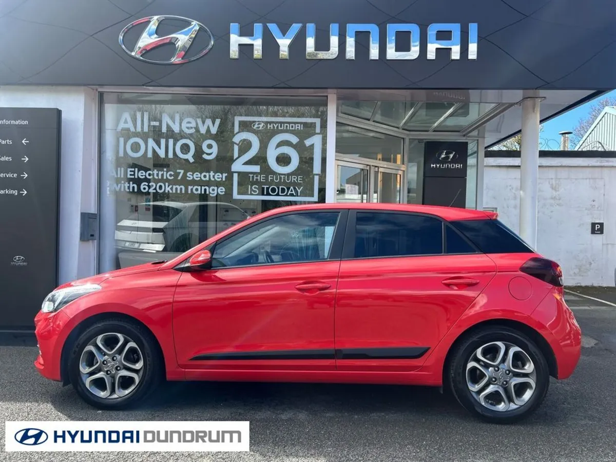 Hyundai i20 Active Deluxe 5DR - Image 3