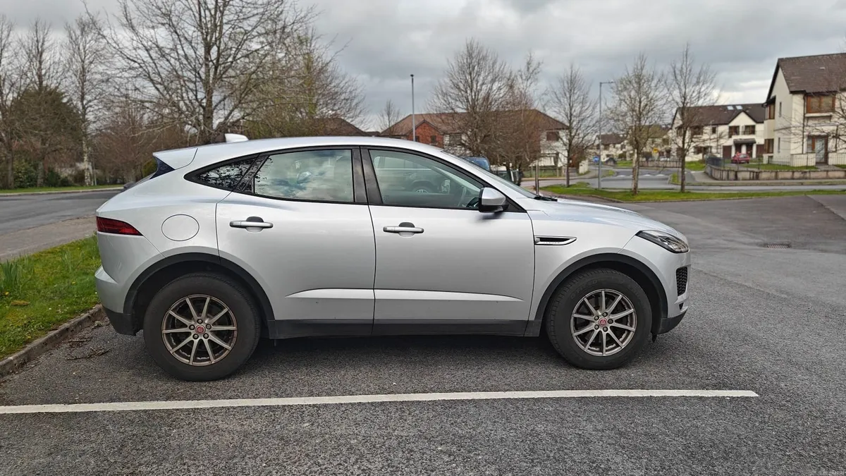 Jaguar Epace 181 2.0 D 150PS | FRESH NCT - Image 5