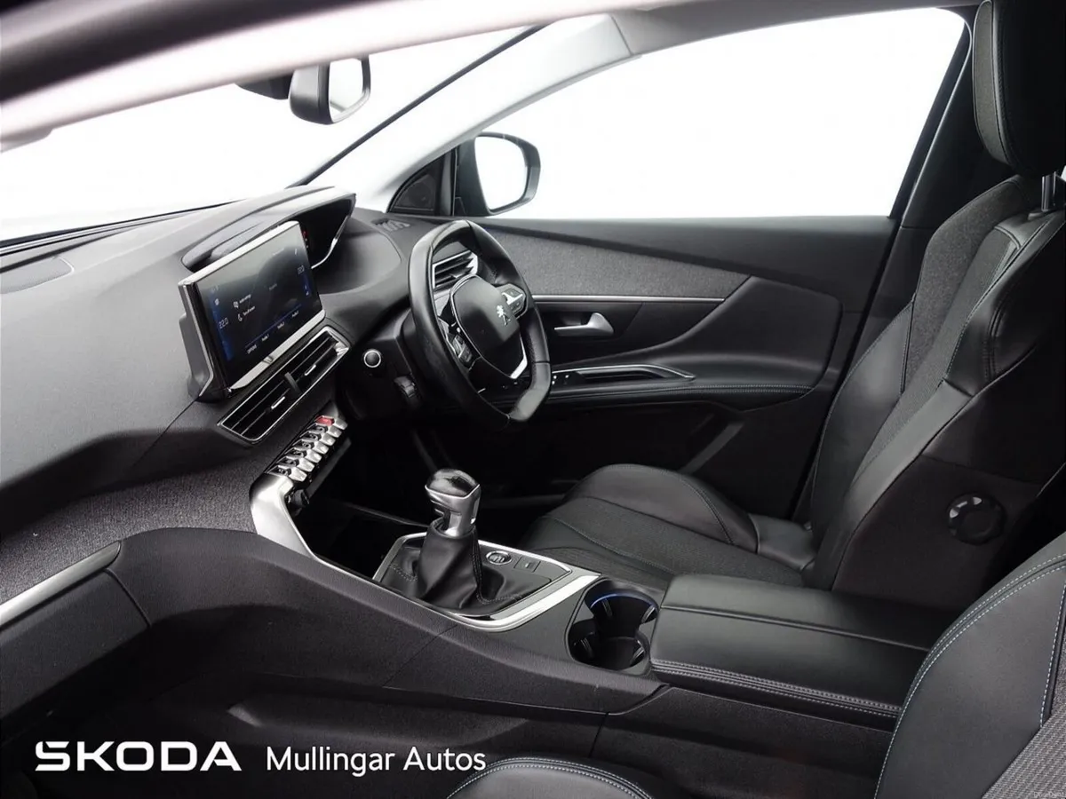 Peugeot 5008 1.5 BlueHDi 130bhp Allure - Image 4