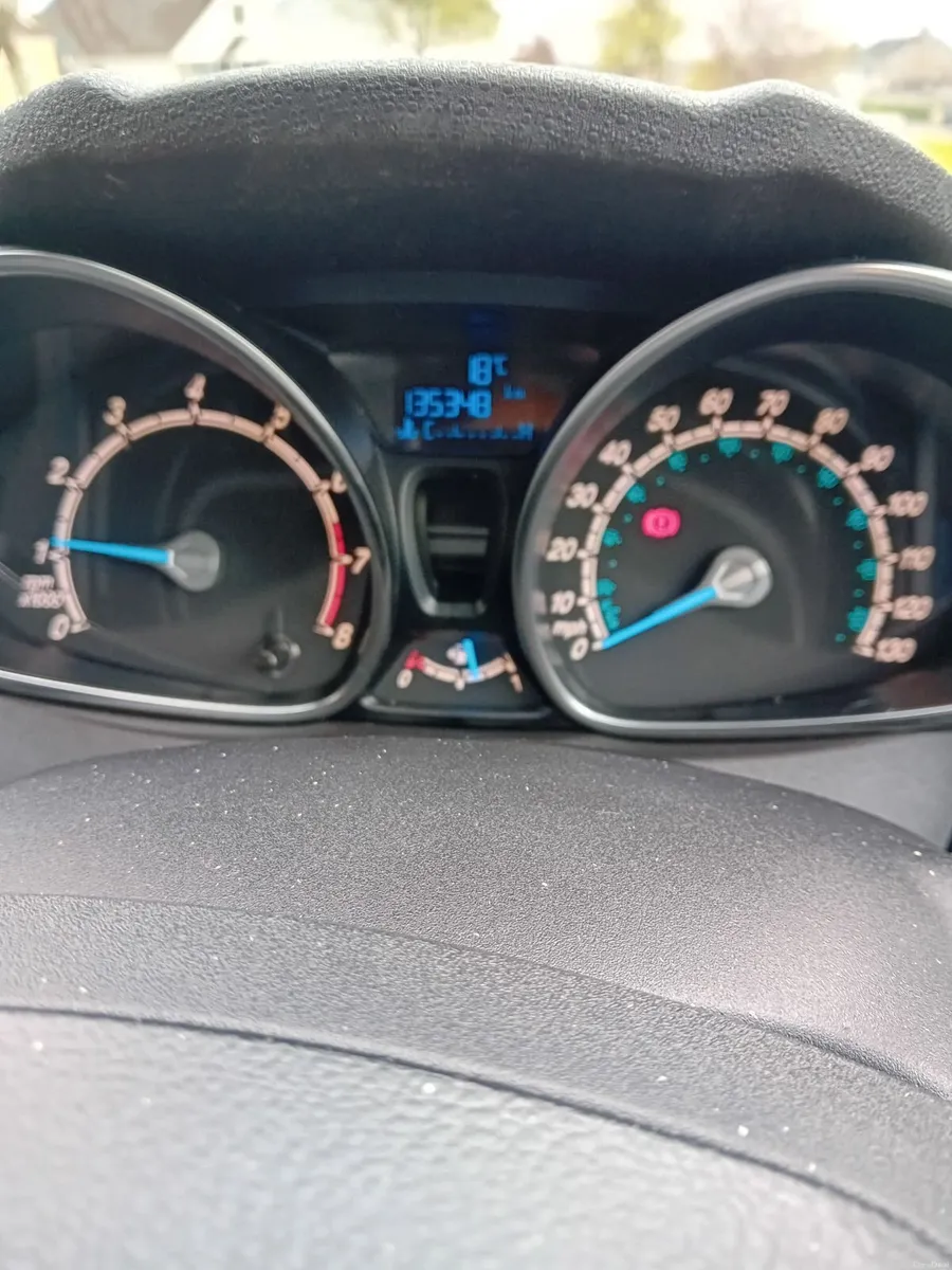 Ford Fiesta 2015 - Image 1