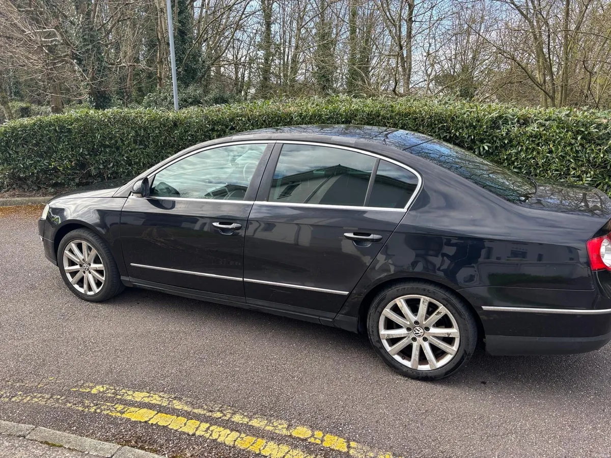 VW Passat Diesel - Image 2