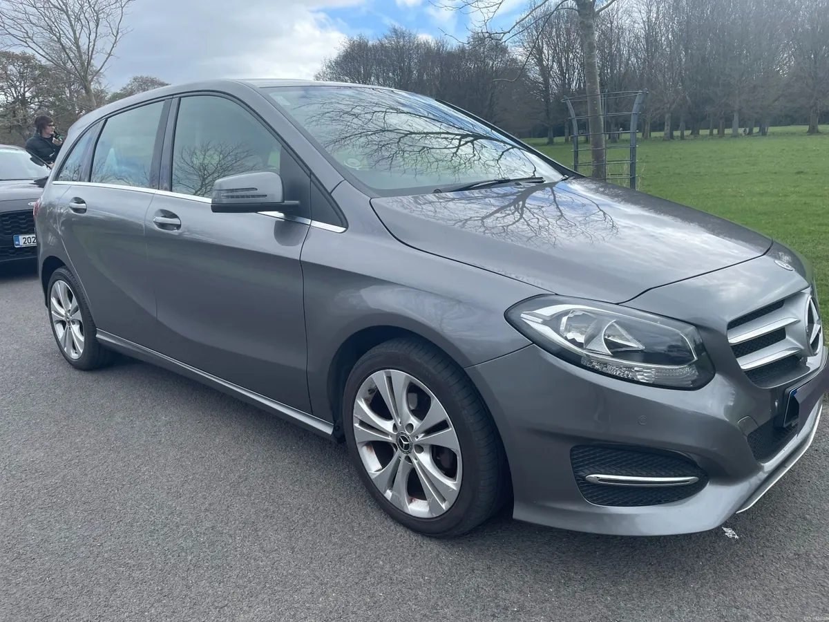 Mercedes-Benz B-Class 2018 - Image 2