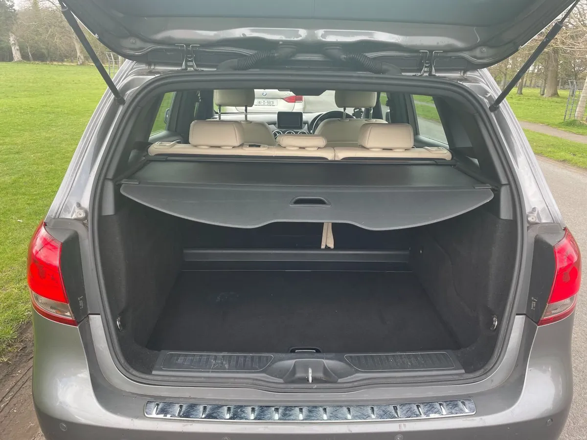 Mercedes-Benz B-Class 2018 - Image 6