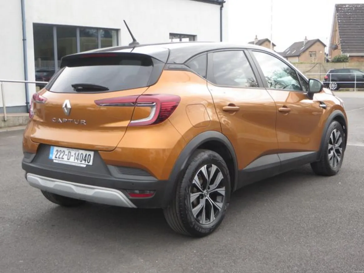 Renault Captur Limited Naeb TCE 90 5DR - Image 3