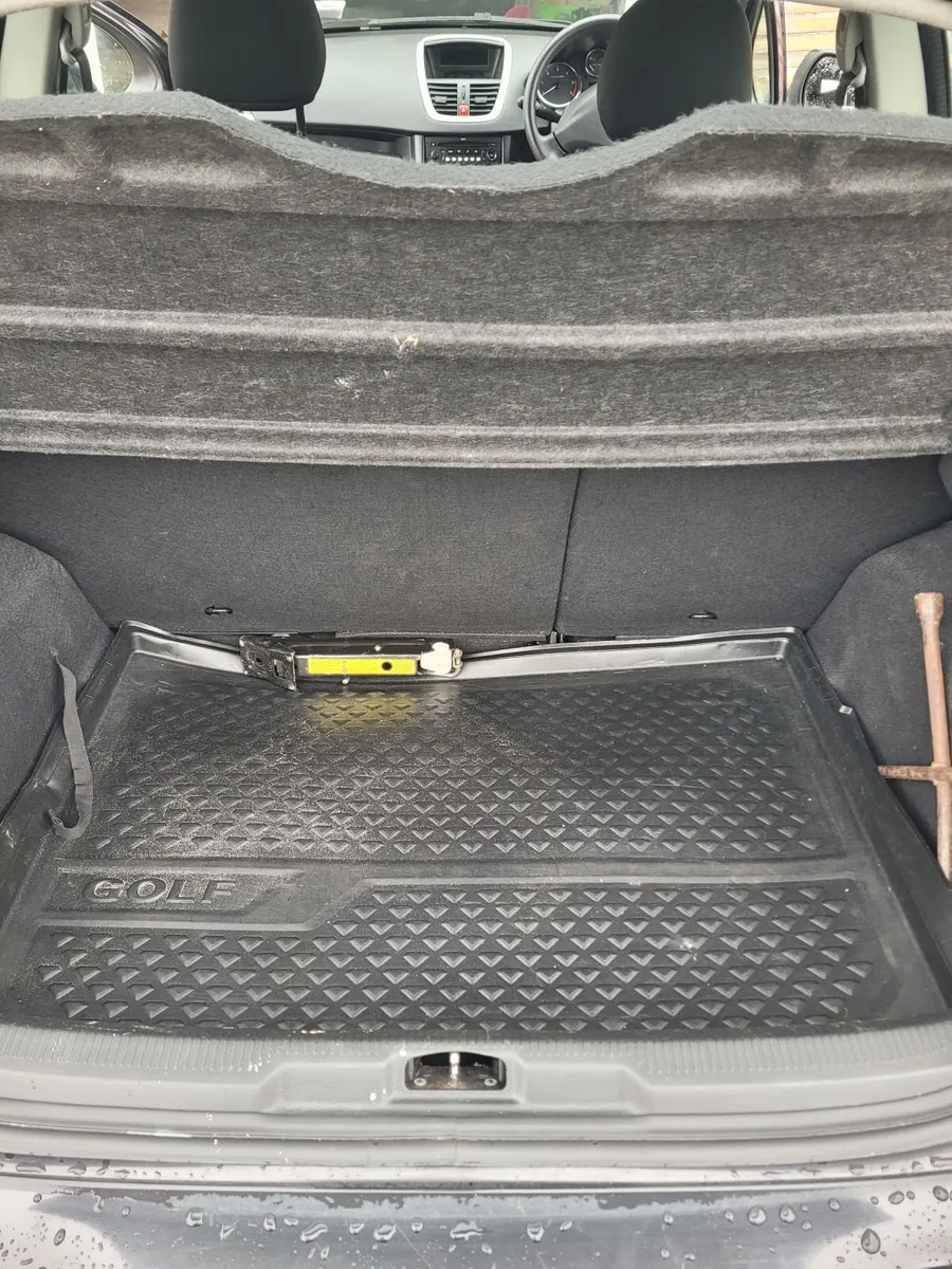 Peugeot 207 2009 - Image 4