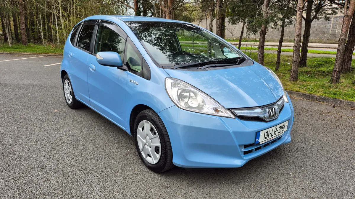 Honda Fit 2013 1.3 Hybrid Automatic - Image 1