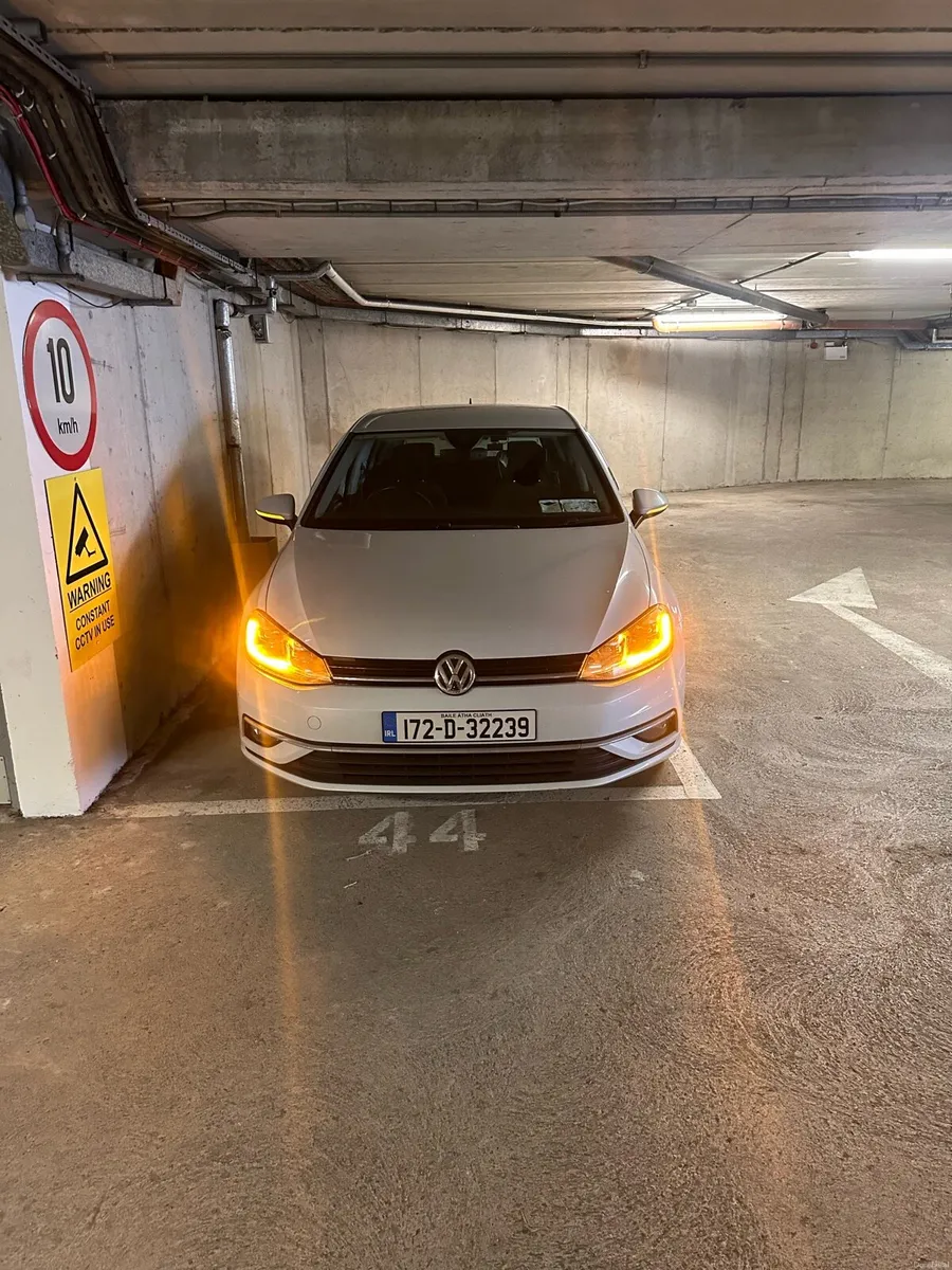 Golf 1.2 petrol | Low KM | Full NCT | Immaculate - Image 1