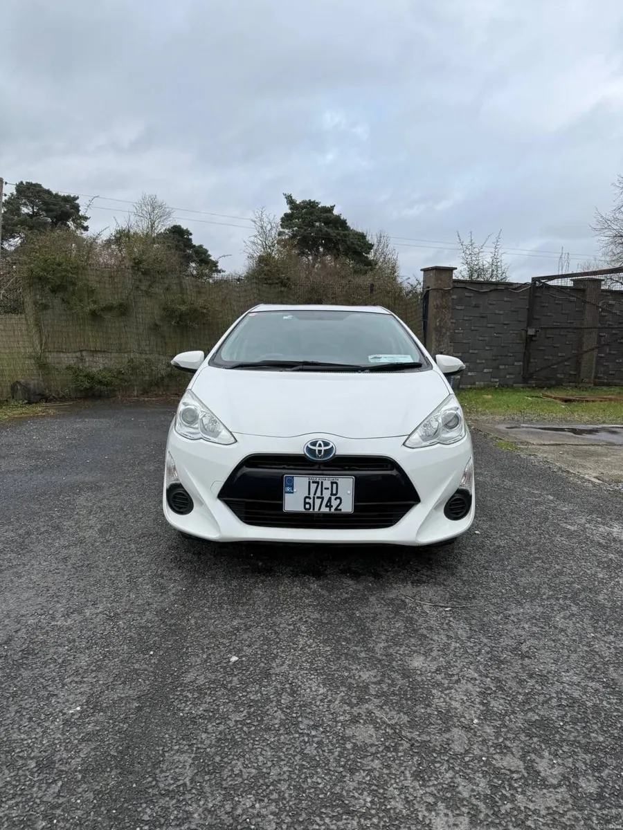 2017 Toyota Aqua Hybrid🔥 NCT util 2027 - Image 1