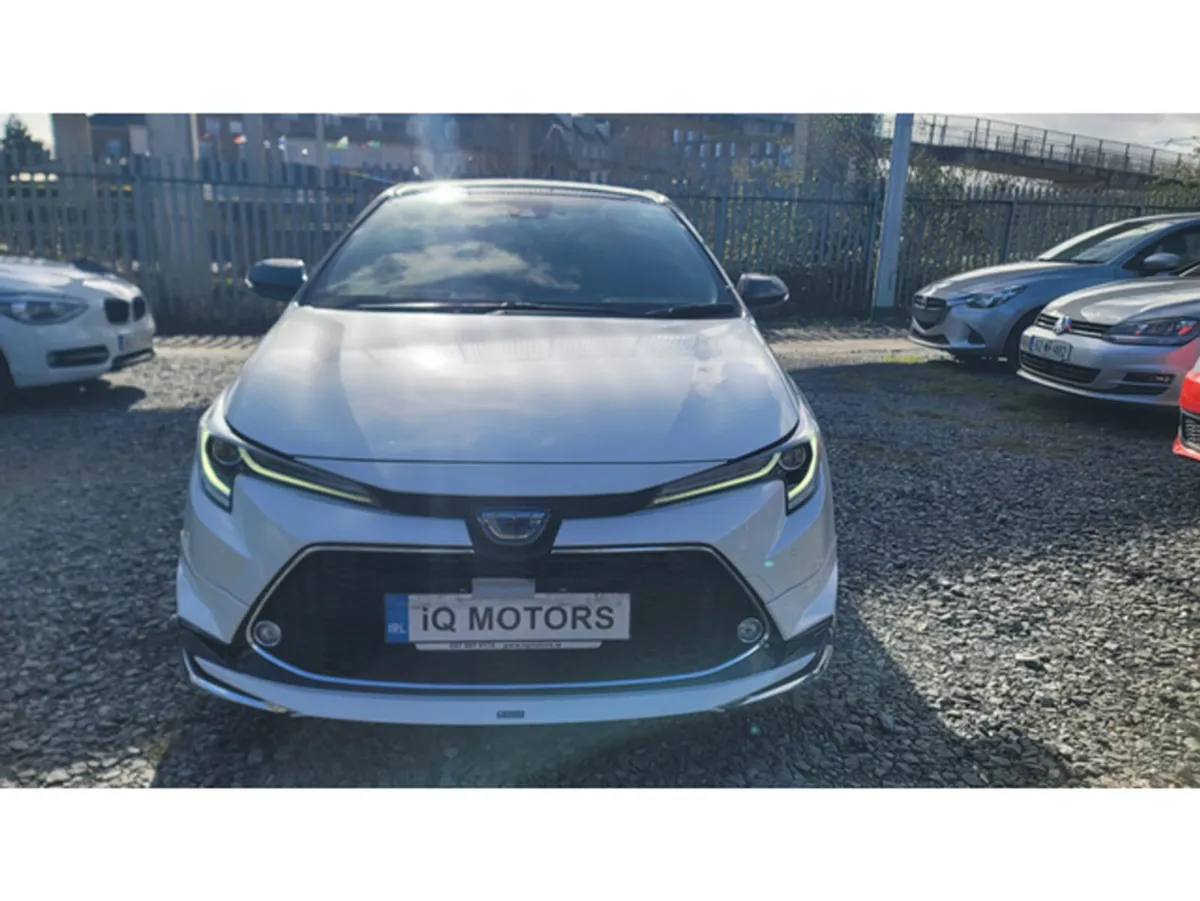 Toyota Corolla Touring 1.8 Automatic Petrol Hybrid - Image 2