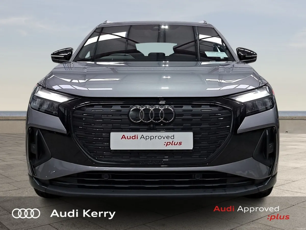 Audi Q4 e-tron E-TRON 40 BLACK EDITION S-LINE AUTO - Image 2