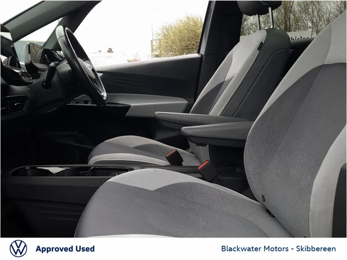 Volkswagen ID.3 PRO 150 KW FAMILY 58KWH 5DR AUTO - Image 4
