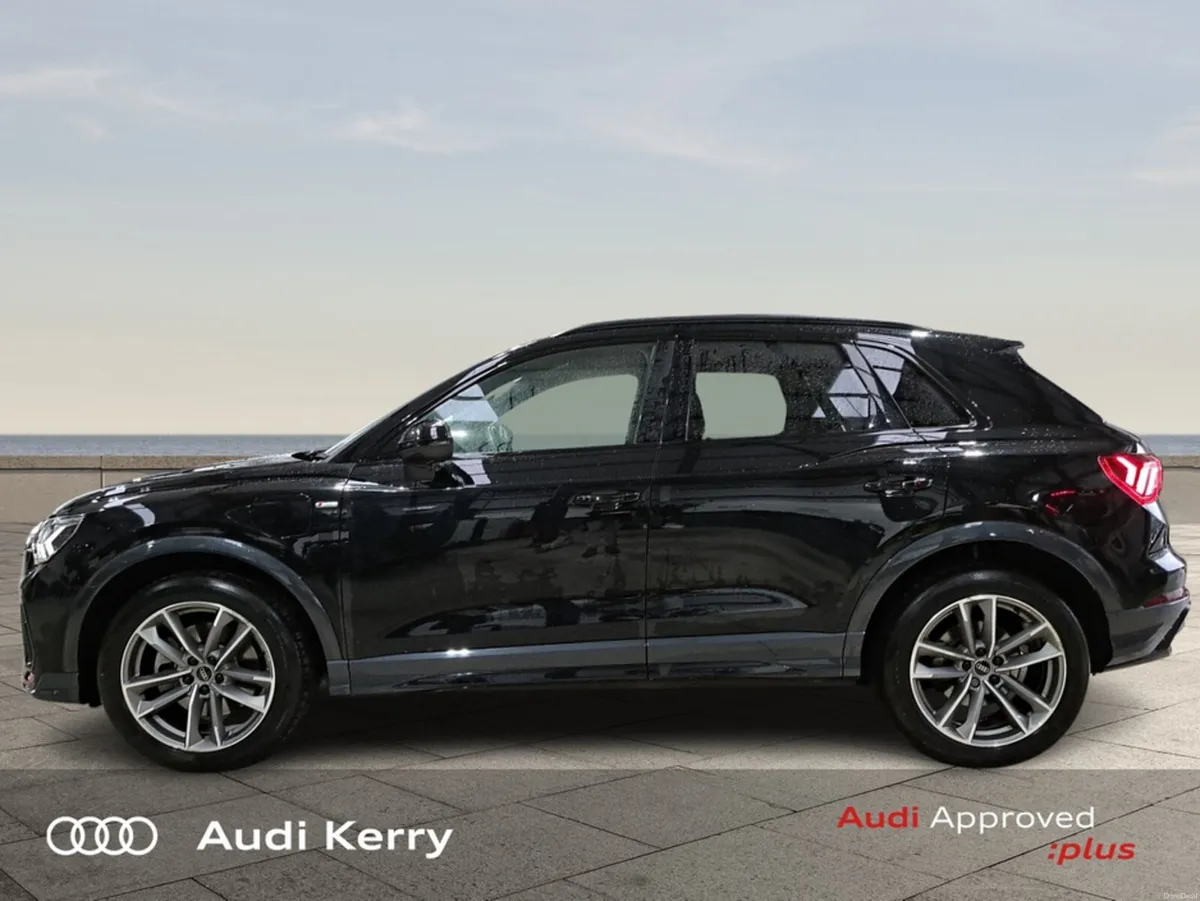 Audi Q3 45TFSI E QUATTRO AUTOMATIC - Image 4
