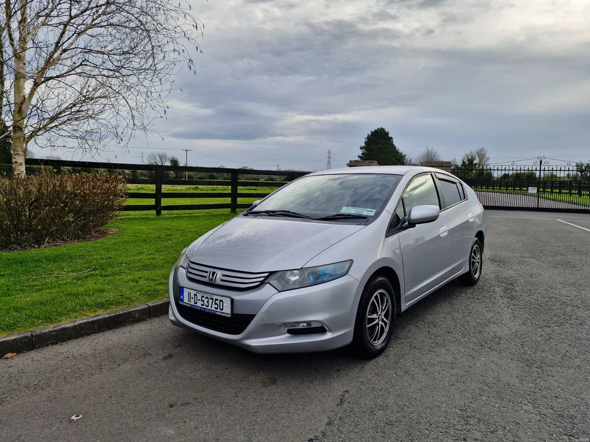 Honda Insight Automatic (JUST PASSED NCT)!!! - Image 2