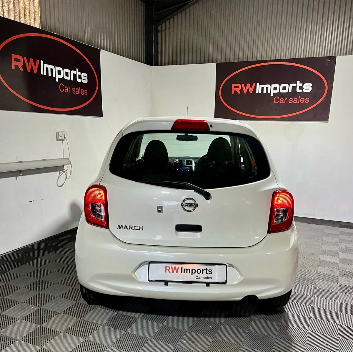 Nissan micra/ march Automatic - Image 4