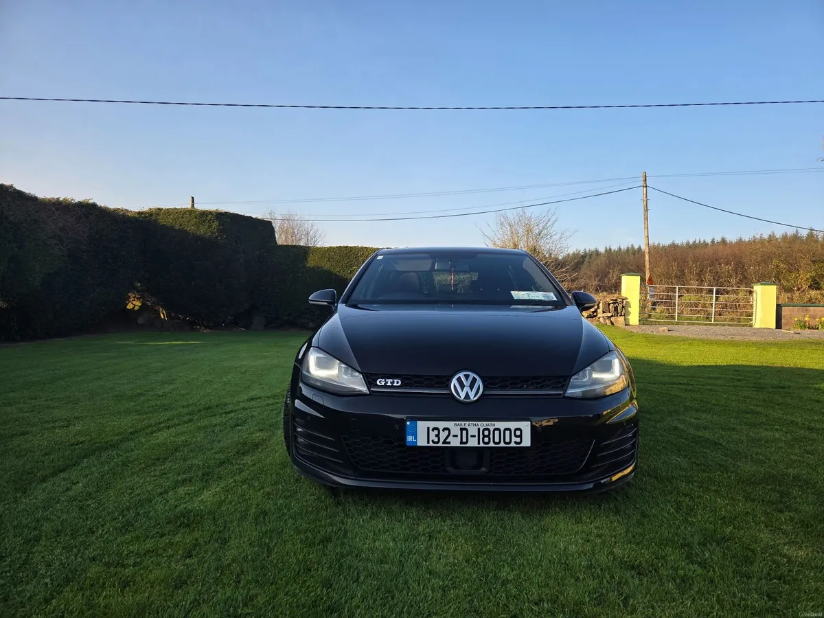 Volkswagen Golf 2013 - Image 1