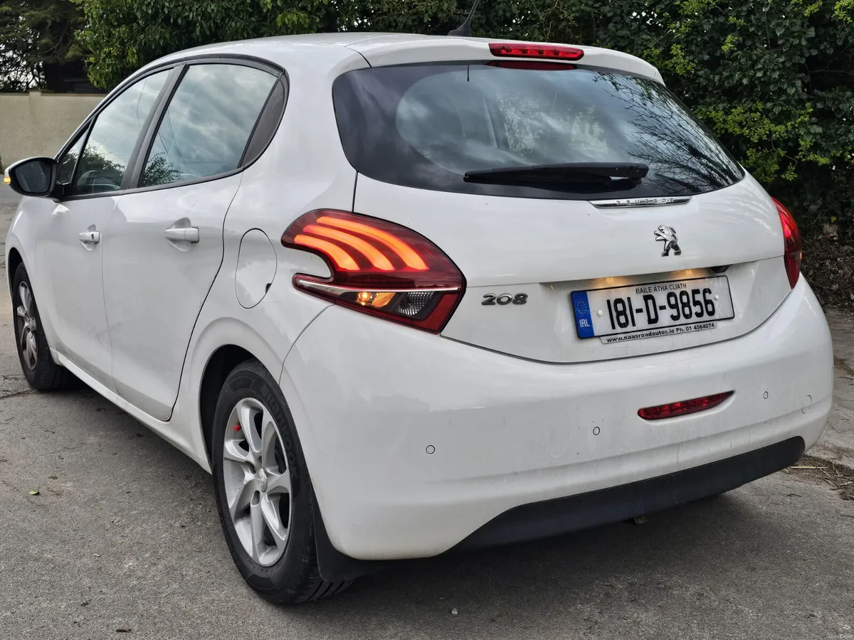 Peugeot 208 2018 petrol long nct&tax €8900 - Image 1